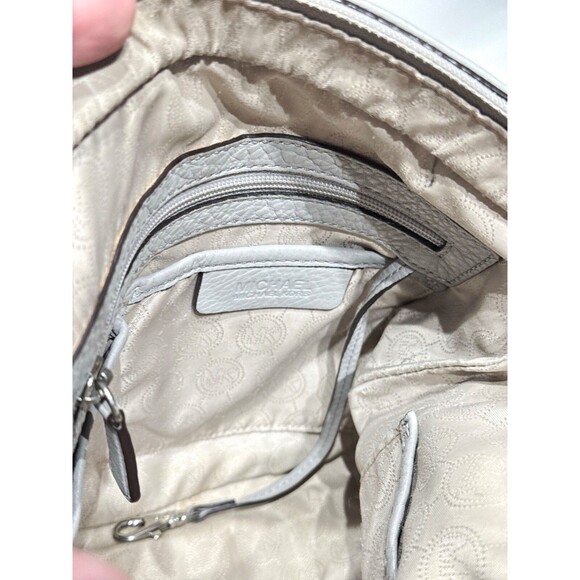 Michael Kors Brooke Gray Pebble Leather Crossbody Shoulder Bag Chain Medallion - Picture 11 of 13